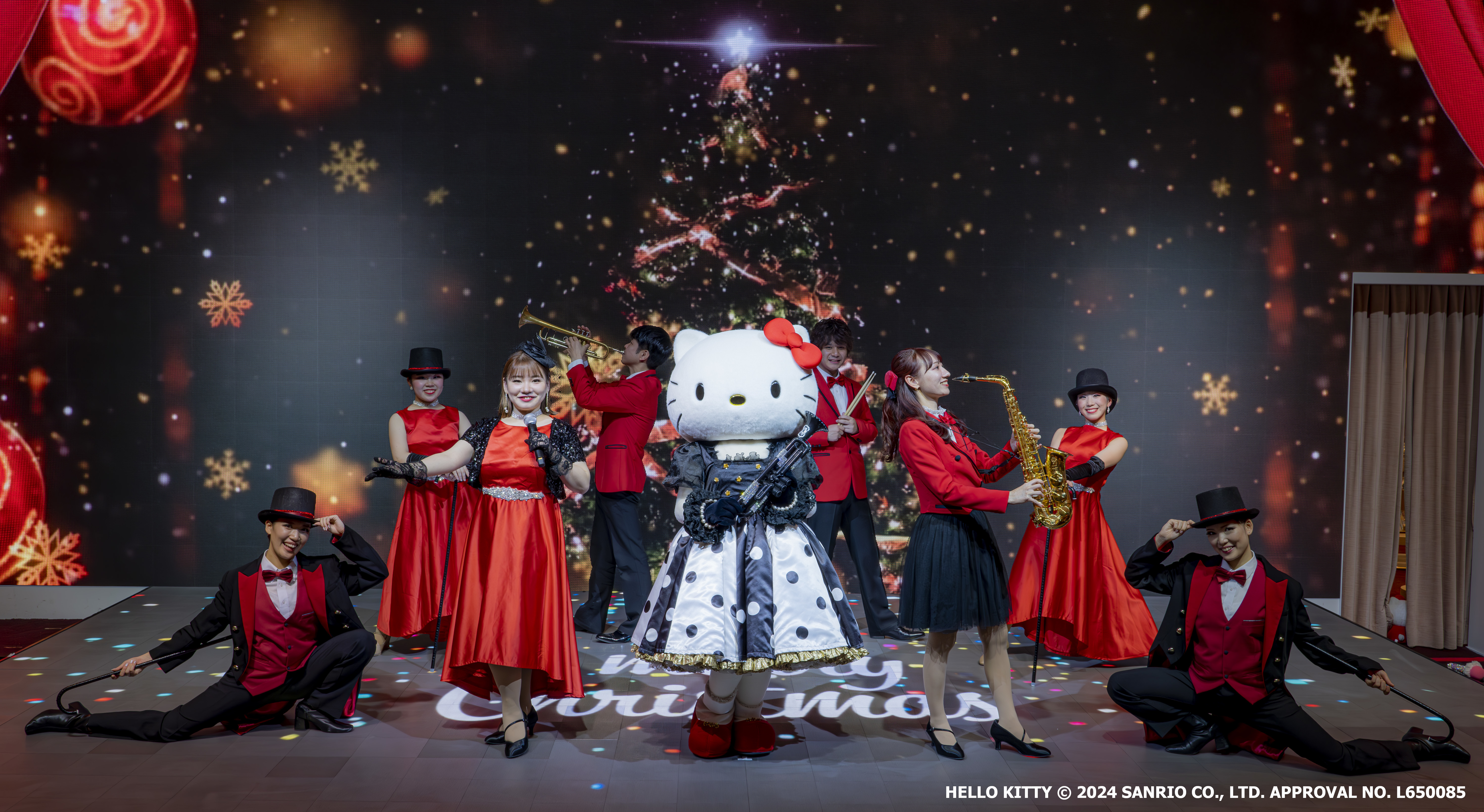 WHŃn[LeB̃V[y߂VA^[Xg uHELLO KITTY SHOW BOXv n[LeBƉ߂12̐V색` wChristmas Party!x 121JÁI