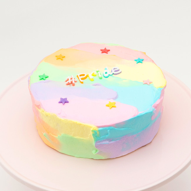 yCake with #PridezLGBTQ+R~jeBx郌C{[P[LSzΉŗ\JnI